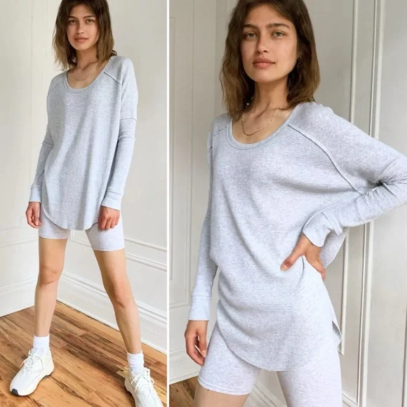 Aritzia TNA Alder Thermal Long Sleeve Waffle Knit Relaxed Fit Top Burgundy Small - Picture 5 of 16